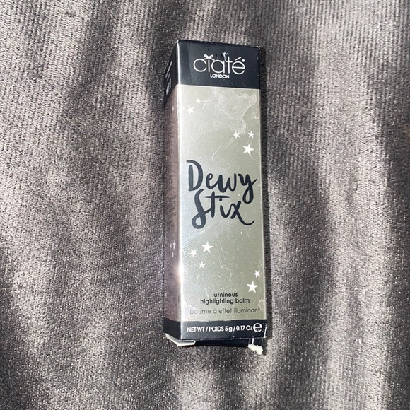 🦋6 piece brand new makeup bundle! - Picture 2 of 8